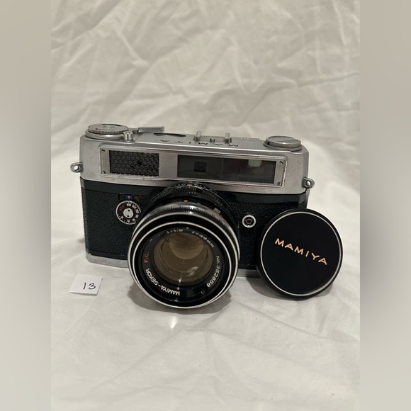 Mamiya 1960’s Camera Vintage & collectibles - Picture 1 of 6